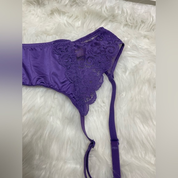 Victoria's Secret Purple and Black Garter and Thong  Set - Picture 13 of 13